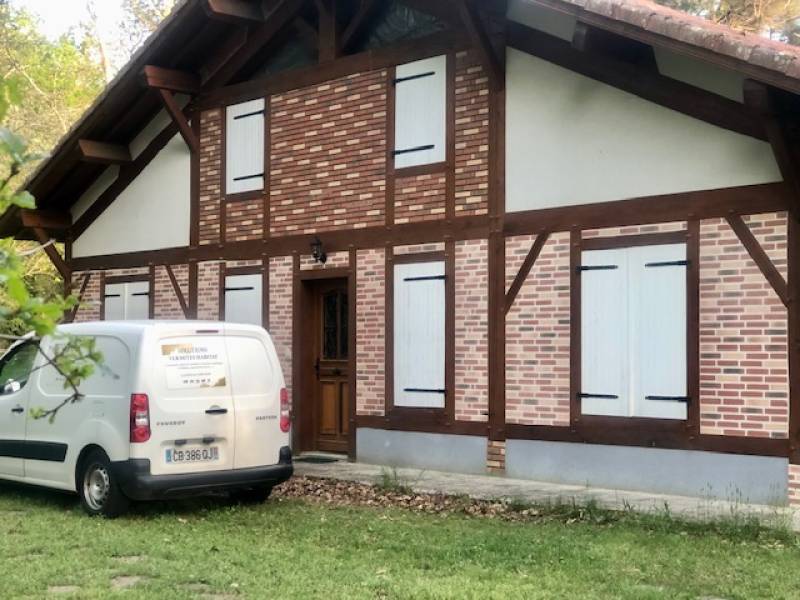 Entreprise spécialisée dans le traitement du bois des maisons à colombage à Lit et Mixe